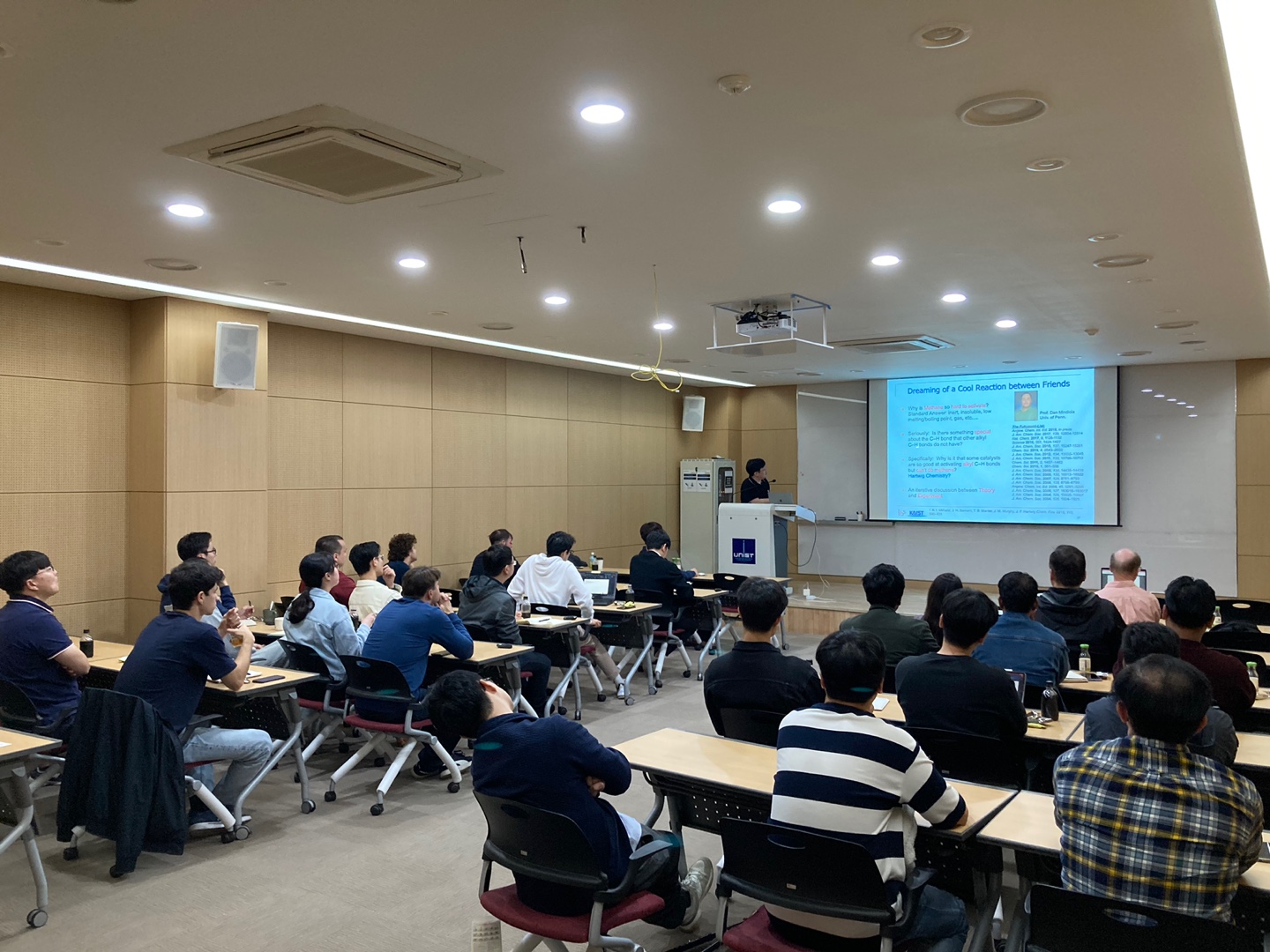 2023 CMCM Special Seminar (Nov. 1, Prof. Mu-Hyun... image