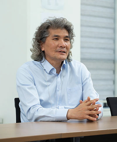 Director C. Justin Lee