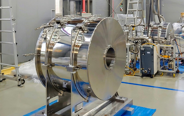 Succeeded in developing the prototype of IF system high-temperature superconducting four-pole electromagnet image